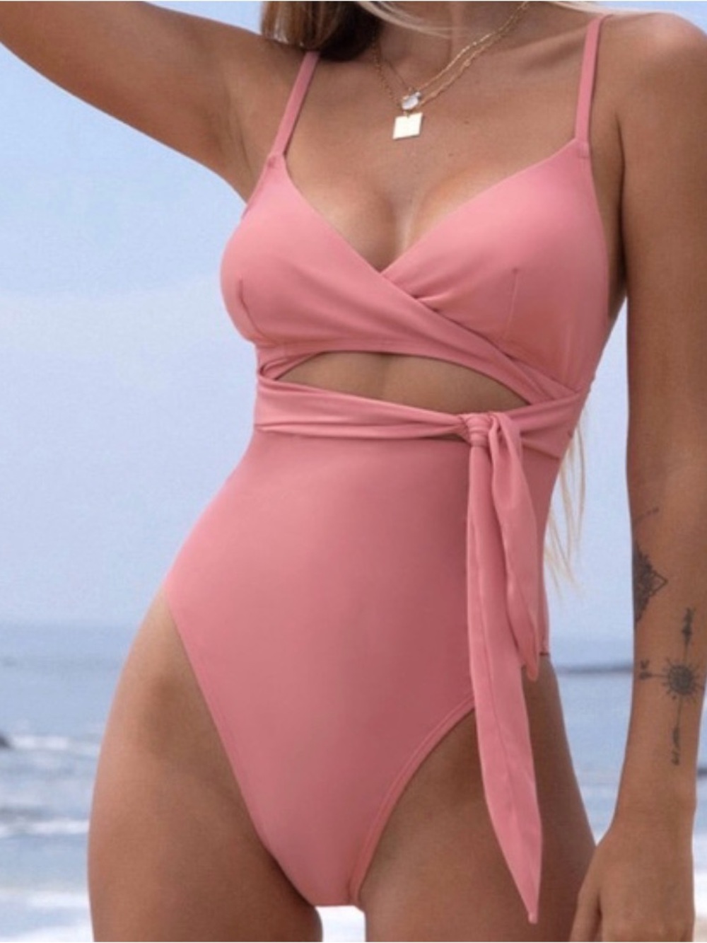 Cupshe Womens One Piece Swimsuit Size XS‎ Tie Front Cutout Peach Bathing Suit